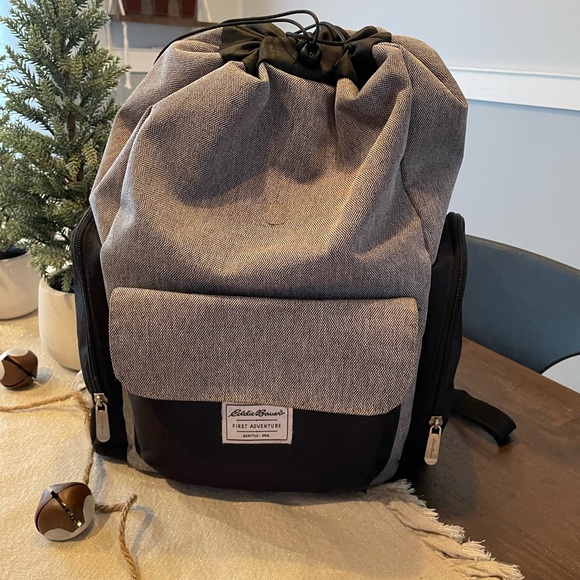 Eddie Bauer Places & Spaces Legend Backpack Diaper Bag - EXCELLENT CONDITION - Picture 4 of 4